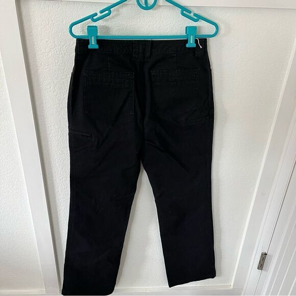 Duluth Trading Women’s 8 Cargo Pants. - Picture 2 of 5